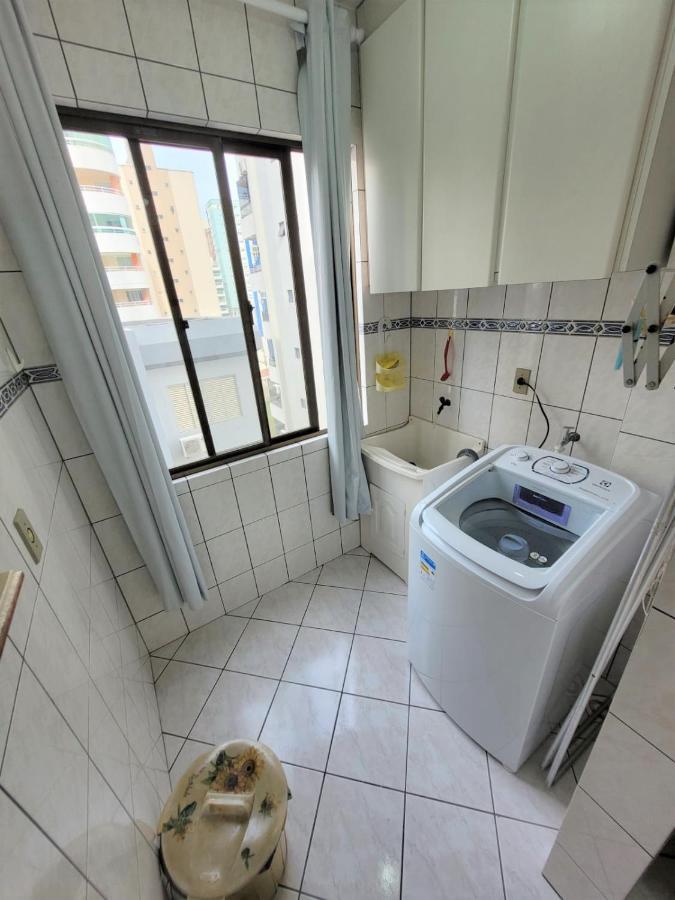Apartamento 200 Metros Da Praia 03 Quartos Com Ar Condicionado - Meia Praia - Itapema Esterno foto