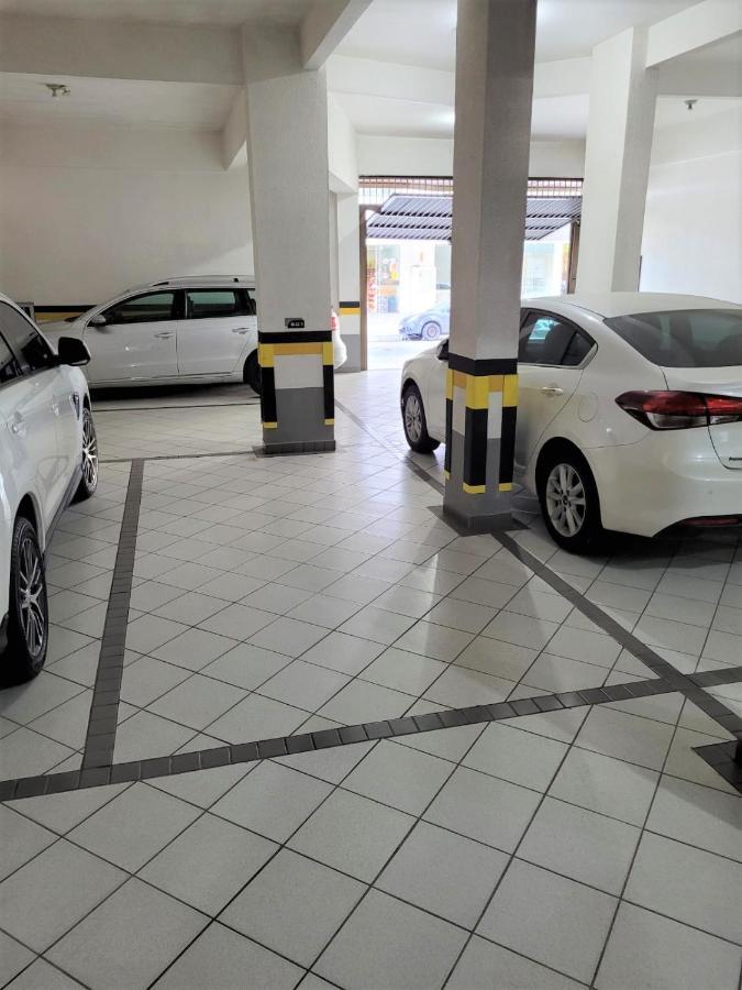 Apartamento 200 Metros Da Praia 03 Quartos Com Ar Condicionado - Meia Praia - Itapema Esterno foto